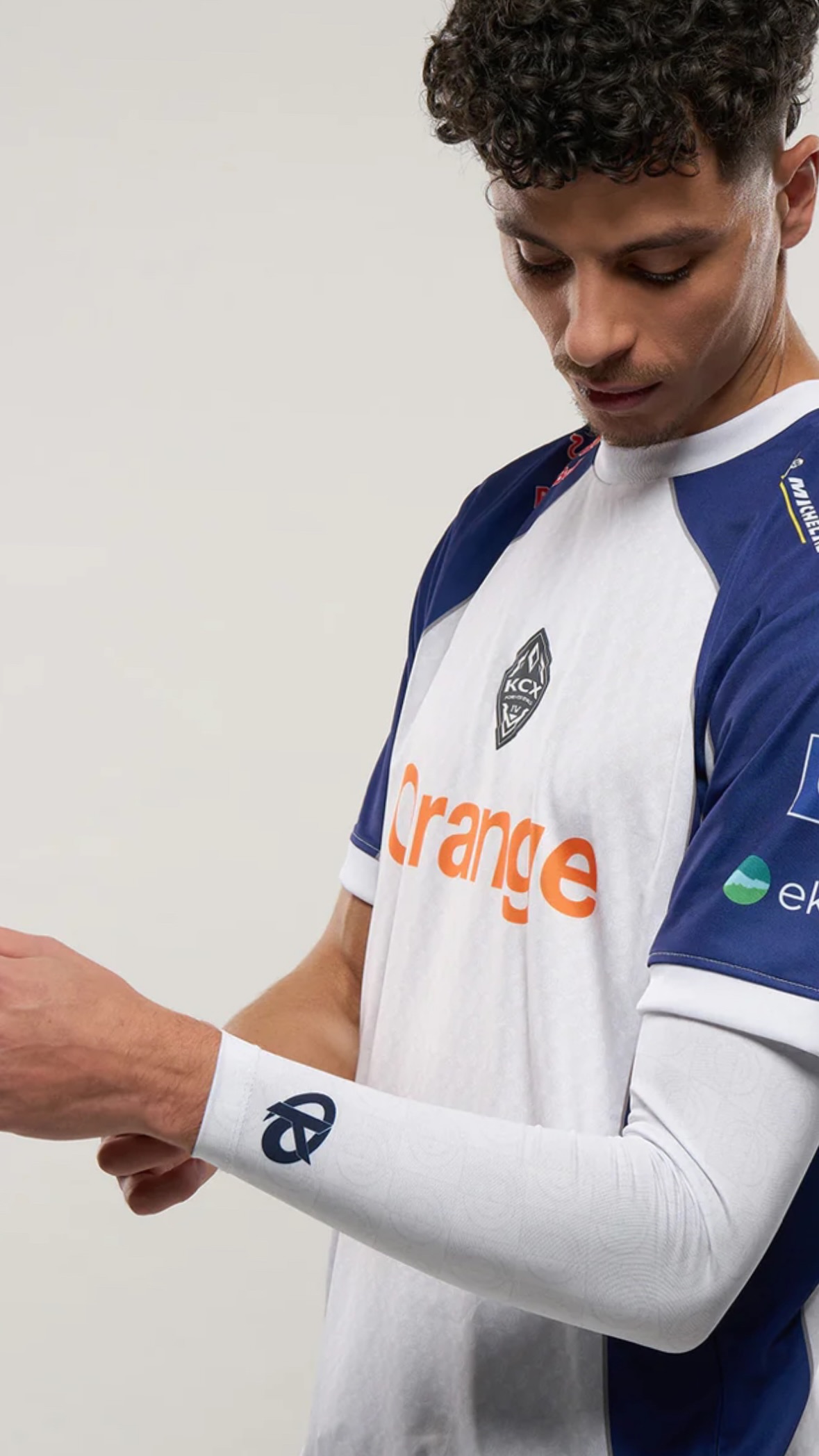 Karmine Corp — Une collection lifestyle et une capsule signature pour une légende.